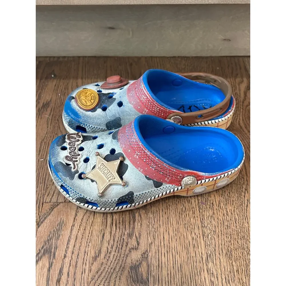 Crocs Kids Toy Story Sheriff Woody Classic Clogs Size C13